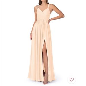 Bridesmaid dress in light pink